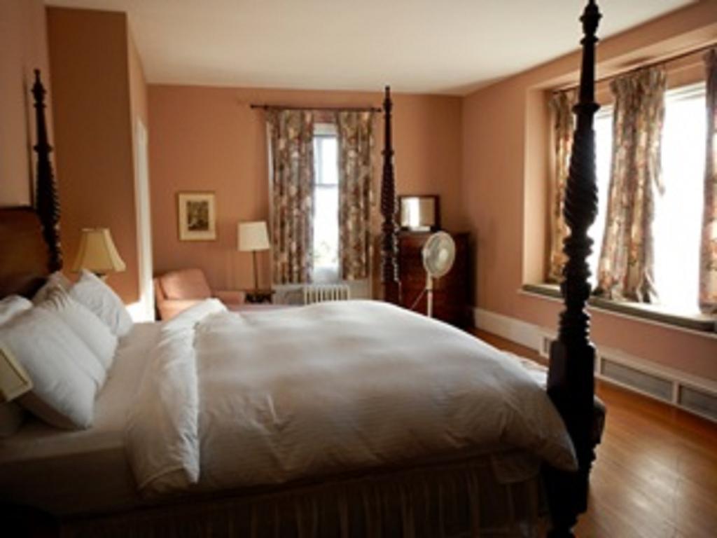 The Manor Inn Castine Buitenkant foto